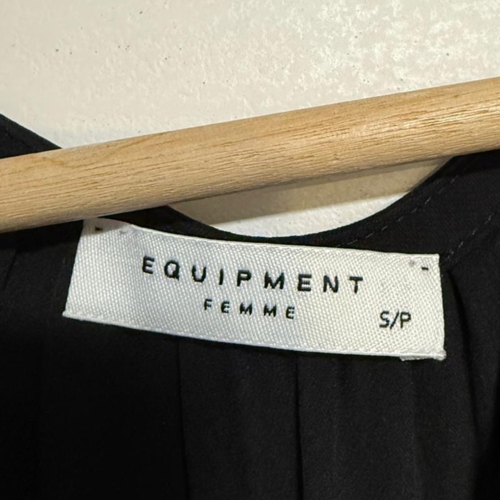 Equipment Femme Black Silk Long Sleeve Tassel Blouse Women’s Size S - Picture 6 of 8